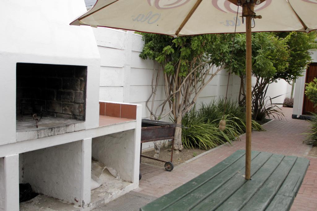 Laings Lodge Laingsburg Δωμάτιο φωτογραφία