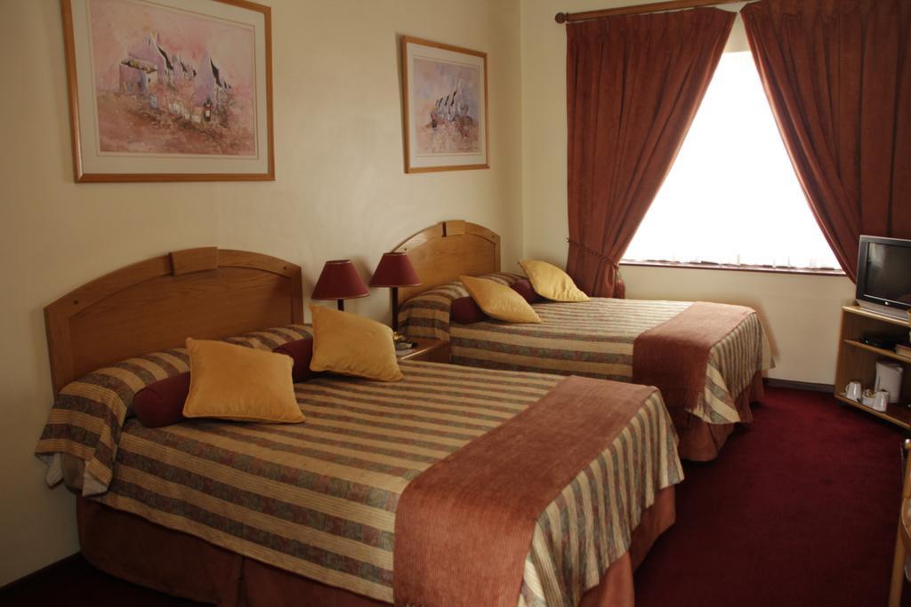Laings Lodge Laingsburg Δωμάτιο φωτογραφία